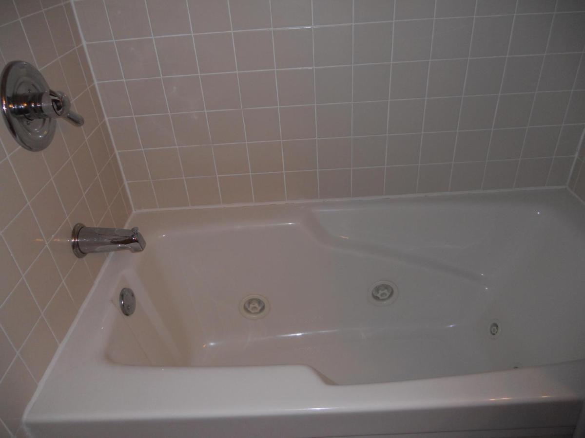 Oak Square 309 Apartment แกตลิงเบิร์ก ภายนอก รูปภาพ